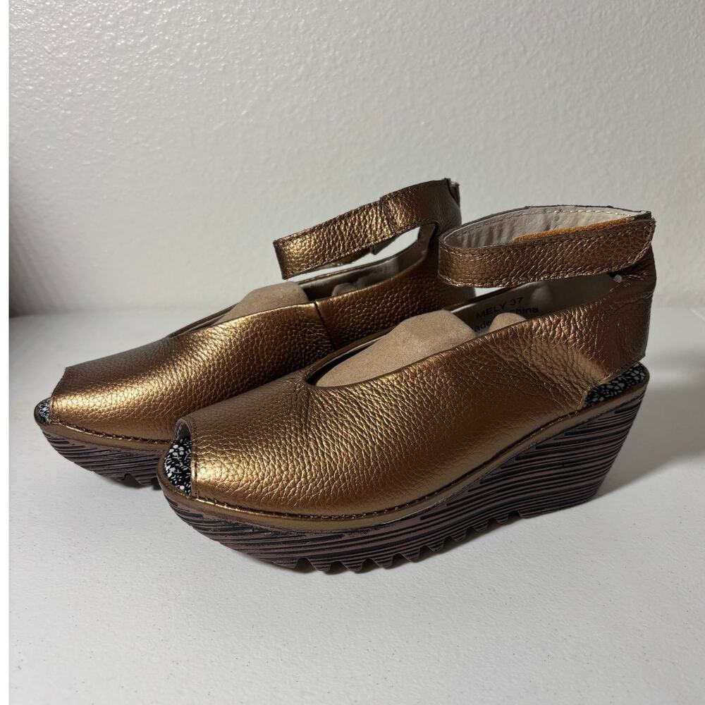 Bernie Mev Size 6 (EU 37) Mely Gold Bronze Metallic Wedge Heel Peep Toe Sandals